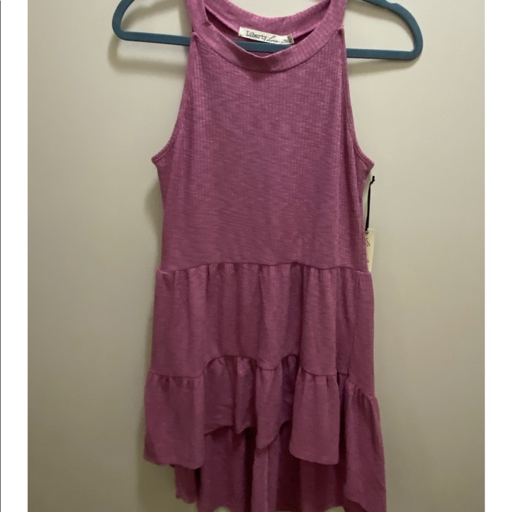 High-Low tiered Top - Picture 4 of 4